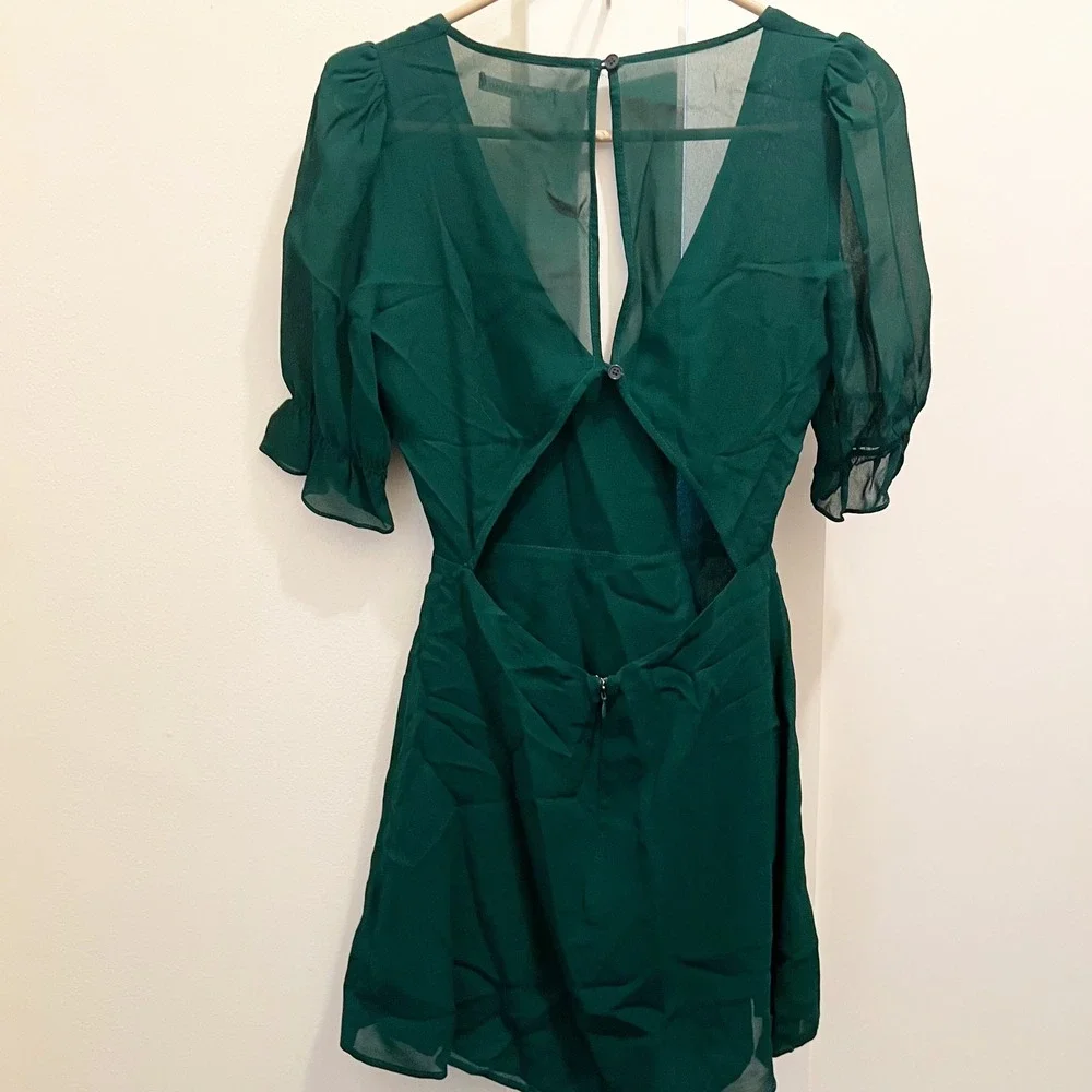 Reformation Brielle Mini Dress Size 4 Green Viscose Ruffle Sleeve V Neck